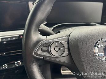 Vauxhall Mokka Electric 50kWh Ultimate SUV 5dr Electric Auto (136 ps)