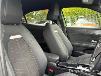 Vauxhall Mokka Electric 50kWh Ultimate SUV 5dr Electric Auto (136 ps)