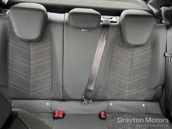 Vauxhall Mokka Electric 50kWh Ultimate SUV 5dr Electric Auto (136 ps)
