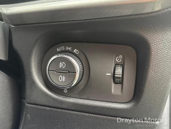 Vauxhall Mokka Electric 50kWh Ultimate SUV 5dr Electric Auto (136 ps)