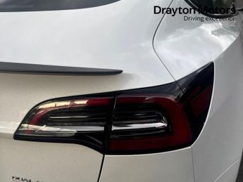 TESLA Model 3 (Dual Motor) Performance Saloon 4dr Electric Auto 4WDE (Performa