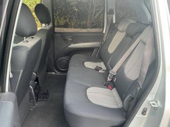 Hyundai Matrix 1.6 Comfort 5dr Auto