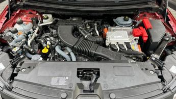 Renault Austral 1.2 E-TECH iconic esprit Alpine SUV 5dr Petrol Hybrid Auto Euro 