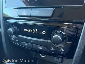 Suzuki Vitara 1.4 Boosterjet MHEV Motion SUV 5dr Petrol Hybrid Auto Euro 6 (s/