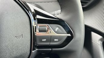 Peugeot 2008 1.2 Allure SUV 5dr Petrol EAT Euro 6 (s/s) (130 ps)
