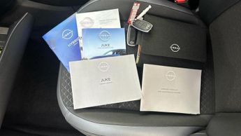 Nissan Juke 1.6 N-Connecta SUV 5dr Petrol Hybrid Auto Euro 6 (143 ps)