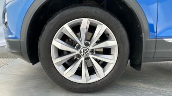 Volkswagen T-Roc 1.5 TSI GPF EVO Design SUV 5dr Petrol DSG Euro 6 (s/s) (150 ps)