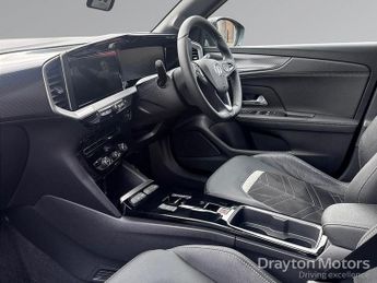 Vauxhall Mokka Electric 54kWh Ultimate SUV 5dr Electric Auto (Long Range) (156 ps)