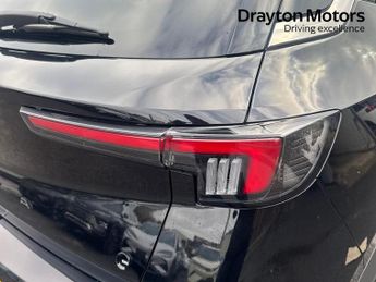 Vauxhall Mokka Electric 54kWh Ultimate SUV 5dr Electric Auto (Long Range) (156 ps)