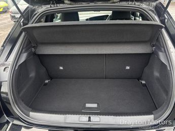 Vauxhall Mokka Electric 54kWh Ultimate SUV 5dr Electric Auto (Long Range) (156 ps)