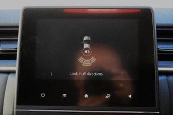 Renault Captur 1.6 E-TECH evolution SUV 5dr Petrol Hybrid Auto Euro 6 (s/s) (14