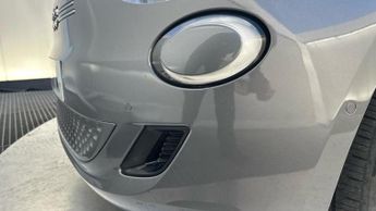 Fiat 500e C 42kWh La Prima Convertible 2dr Electric Auto (118 ps)