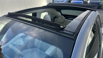 Fiat 500e C 42kWh La Prima Convertible 2dr Electric Auto (118 ps)