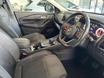 Nissan Qashqai 1.3 DiG-T MH 158 N-Connecta 5dr Xtronic