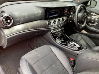 MERCEDES-BENZ E CLASS E 220 D AMG LINE PREMIUM