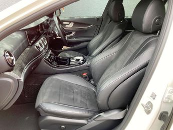 MERCEDES-BENZ E CLASS E 220 D AMG LINE PREMIUM