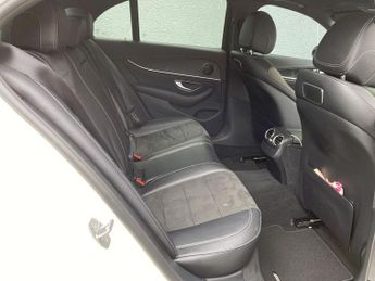 MERCEDES-BENZ E CLASS E 220 D AMG LINE PREMIUM