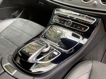 MERCEDES-BENZ E CLASS E 220 D AMG LINE PREMIUM