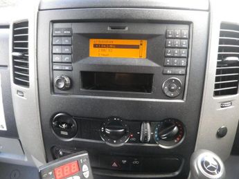 MERCEDES-BENZ SPRINTER 313 CDI REFRIGERATED LUTON VAN