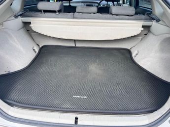 TOYOTA PRIUS HYBRID 1.8 VVT-h T Spirit CVT, ULEZ COMPLIANT