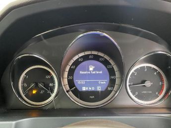 MERCEDES-BENZ C CLASS 2.1 C250 CDI BlueEfficiency Elegance Auto Euro 5 4dr