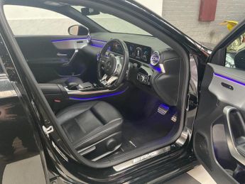 MERCEDES-BENZ A CLASS 2.0 A35 AMG (Premium) 7G-DCT 4MATIC Euro 6 (s/s) 5dr