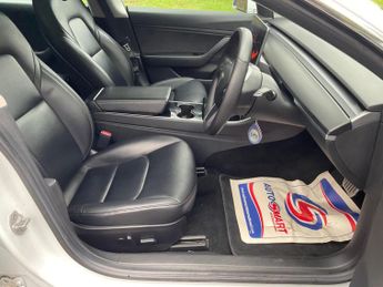 TESLA MODEL 3 (Dual Motor) Performance Auto 4WDE 4dr (Performance Upgrade)