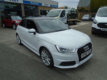 Audi A1 1.0 TFSI S LINE NAV 3 DOOR