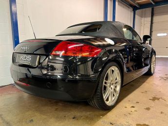 AUDI TT Roadster 2.0 TFSI Automatic