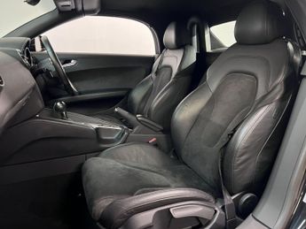 AUDI TT Roadster 2.0 TFSI Automatic