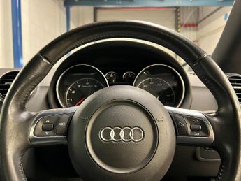 AUDI TT Roadster 2.0 TFSI Automatic