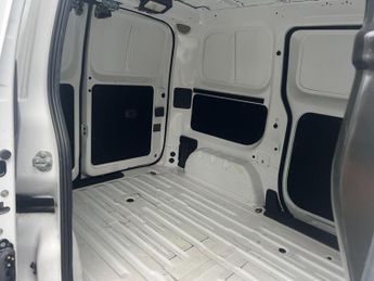 NISSAN NV200 40kWh Visia