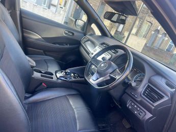 NISSAN LEAF 40kWh N-Connecta