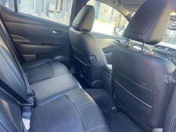 NISSAN LEAF 40kWh N-Connecta