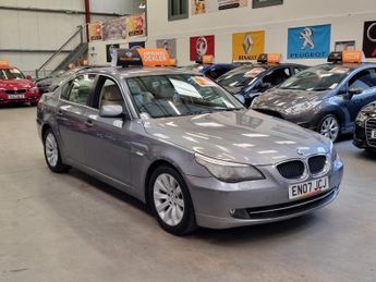 BMW 520 2.0 520d SE Saloon