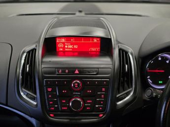 VAUXHALL ZAFIRA TOURER 2.0 CDTi SRi