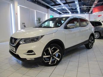 Nissan Qashqai 1.5 dCi Tekna+ Euro 6 (s/s) 5dr - Pan Roof