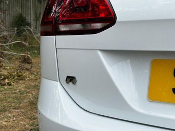 VOLKSWAGEN GOLF 2.0 TSI BlueMotion Tech R