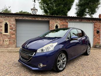 Peugeot 208 1.6 e-HDi Feline