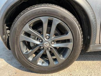 NISSAN JUKE 1.6 DIG-T Acenta Premium