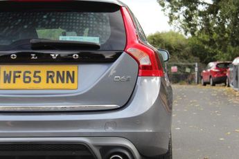 VOLVO V60 2.4 R-Design Lux Nav D6 Twin Engine