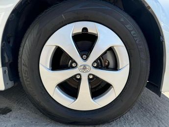 TOYOTA PRIUS 1.8 VVTi PRIUS 5dr CVT HYBRID