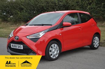 Toyota AYGO 1.0 VVT-i x-play