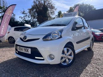 Toyota AYGO 1.0 VVT-i Fire