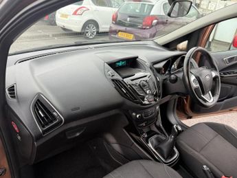 FORD B-MAX 1.4 Zetec Euro 5 5dr