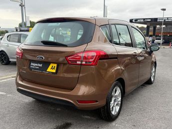 FORD B-MAX 1.4 Zetec Euro 5 5dr