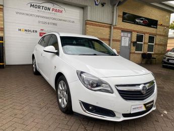 Vauxhall Insignia 2.0 CDTi ecoFLEX SRi Nav Sports Tourer Euro 5 (s/s) 5dr