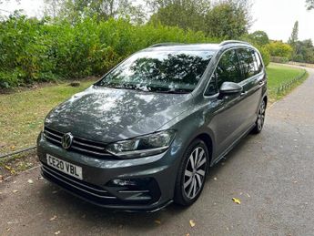 Volkswagen Touran 1.5 TSI EVO R-Line