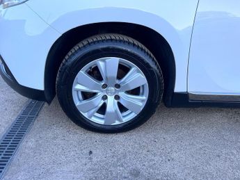 PEUGEOT 2008 SUV (2013 - 2016)