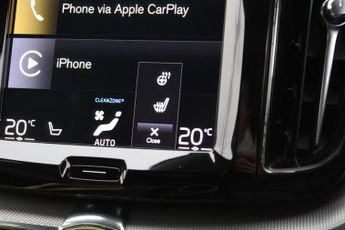VOLVO XC60 2.0 R-Design Pro B4 (D) AWD (197hp) Auto